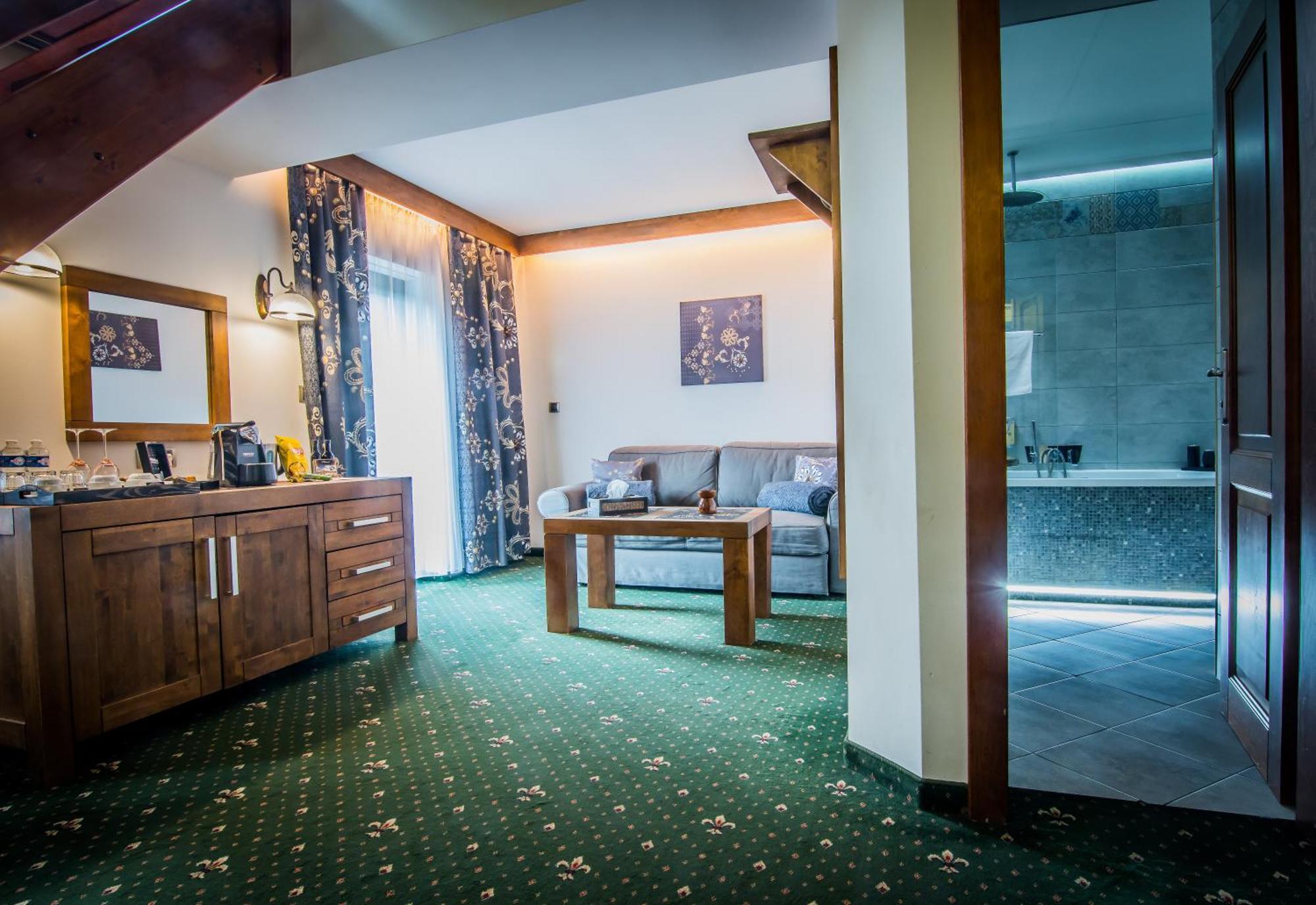 הַרָכוֹב Hotel Friuli מראה חיצוני תמונה